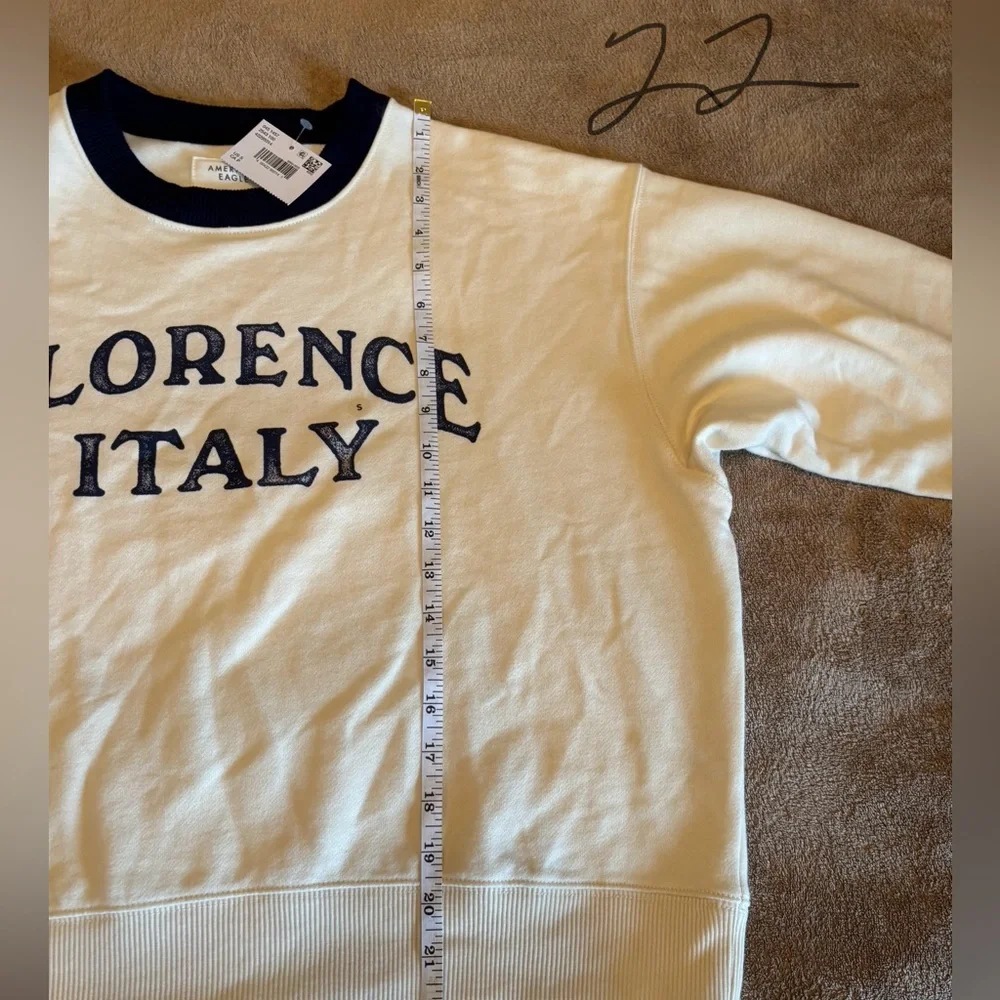 American Eagle Florence Italy Cream Sweatshirt Size S NWT - Picture 3 of 7
